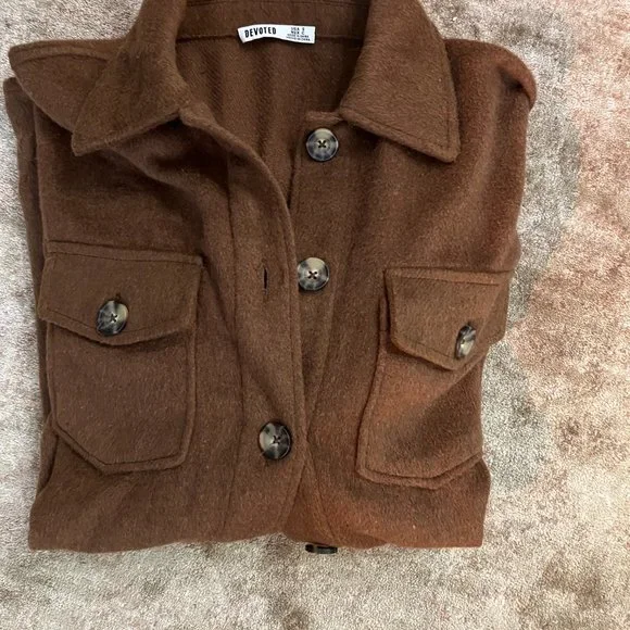 Shacket - Picture 5 of 6